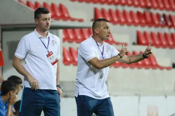 Skandal u hrvatskom susjedstvu: Na trenera i stručni stožer potegnuli pi&scaron;tolj i tjerali ih da daju otkaze?