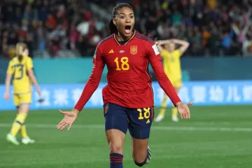 Na tribinama se skupilo 43 tisuće ljudi, a one su im pružile završnicu za pamćenje: Sve se rasplelo u zadnjih deset minuta