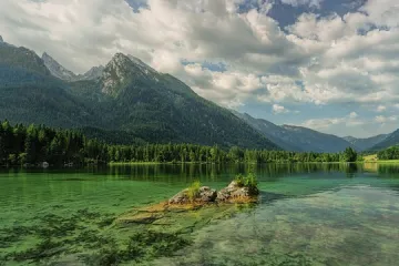 Koja su tri najveća jezera u Hrvatskoj? Gdje se nalaze najveća jezera u Hrvatskoj?