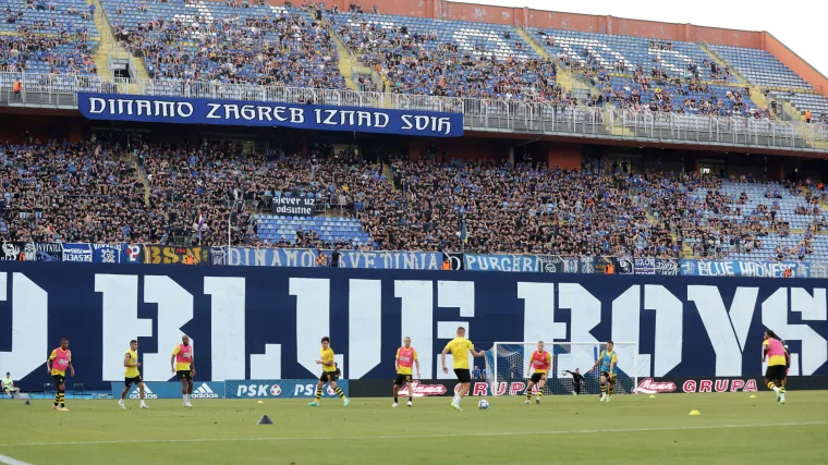 Dinamo predstavio novu garnituru dresova i potpuni je hit: Boysi će posebno biti odu&scaron;evljeni, a premijeru će imati u nedjelju