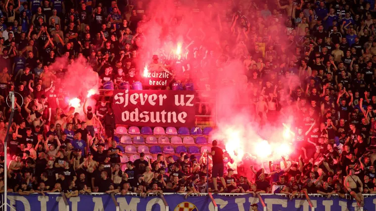 Kakav hit: Dinamo predstavio novu garnituru dresova i jo&scaron; se vi&scaron;e približio svojim najže&scaron;ćim navijačima; Premijera u nedjelju na derbiju