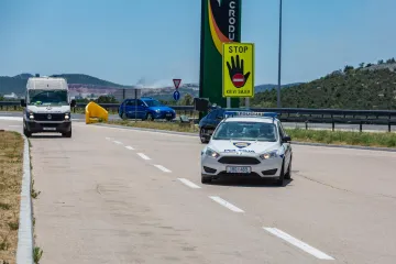 Nijemac po A1 jurio 239 km/h, dobio 660 eura kazne. Gore prošao Osječanin u Zadru, grdno je pogriješio