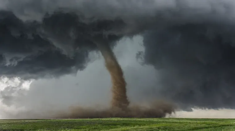 Stručnjak preplašio Srbe: 'Pitanje je vremena kada će Srbiju pogoditi razorni tornado!'