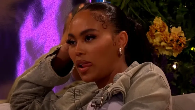 'Glupa si!': Najdraži par se brutalno posvađao nakon njegovog flerta s drugom, padale teške riječi, ali i suze