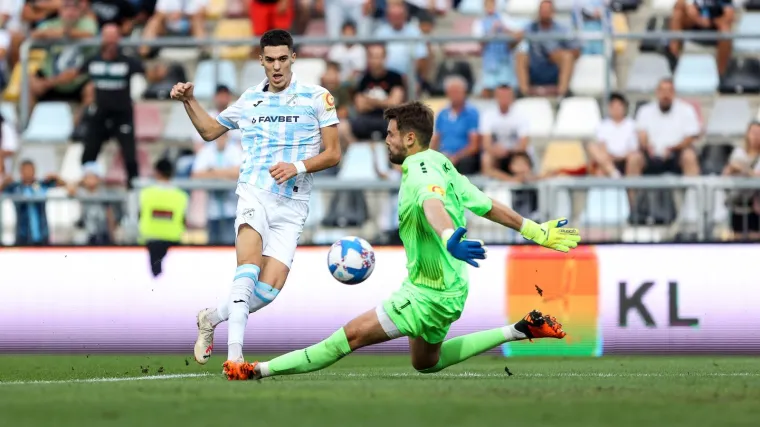 Rapsodija na Rujevici: Četiri pogotka i tri vratnice u Pjacinom debiju za Rijeku