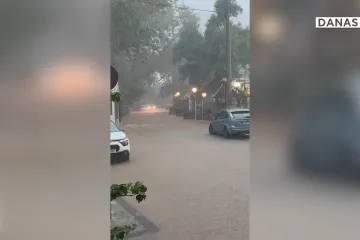 Naš čitatelj poslao kataklizmički video poplave u Grčkoj: 'Odsječeni smo više od 12 sati, nema evakuacije'