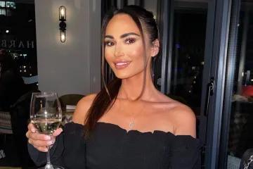 'Plaćaju joj masne pare da ih ponižava': Zvijezda 'Love Islanda' zapravo je nemilosrdna domina