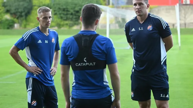 Jakirović isprobavao igrače i varijante protiv biv&scaron;eg kluba, zavr&scaron;ilo remijem