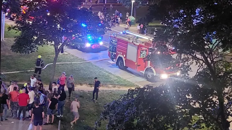 Policija objavila detalje oko požara na Peščenici. Izbio je u stanu 81-godišnjakinje