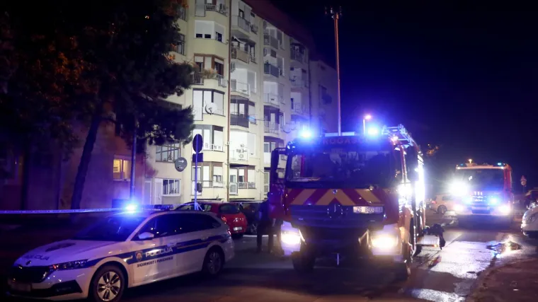 Požar u zagrebačkoj Dubravi: Vatrogasci spasili troje odraslih i dvoje djece