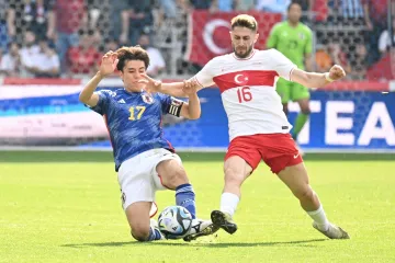 Prijetnja su Hrvatskoj na putu do Eura, a Japan ih je razbio; Mnogi traže smjenu izbornika, on poručuje: 'Idemo na EP'