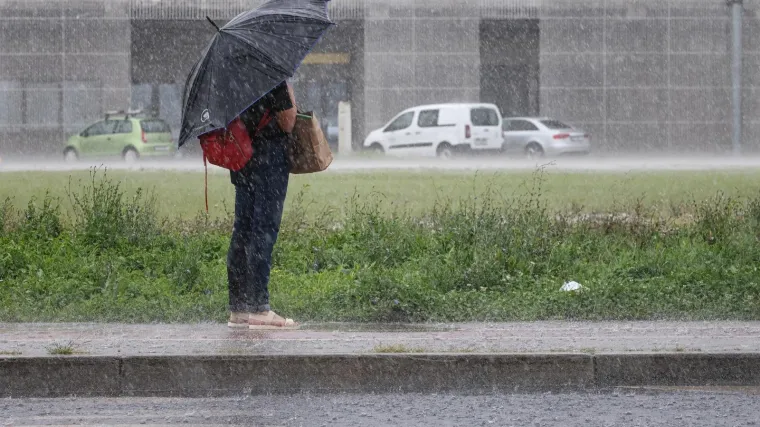 Pripremite se na promjenu vremena: Meteorologinje najavile kišu, pljuskove i nevrijeme