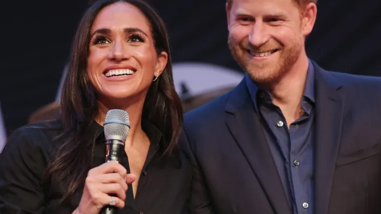 Princu Harryju konačno se pridružila Meghan Markle, a svi su odmah počeli komentirati njihovu neverbalnu komunikaciju