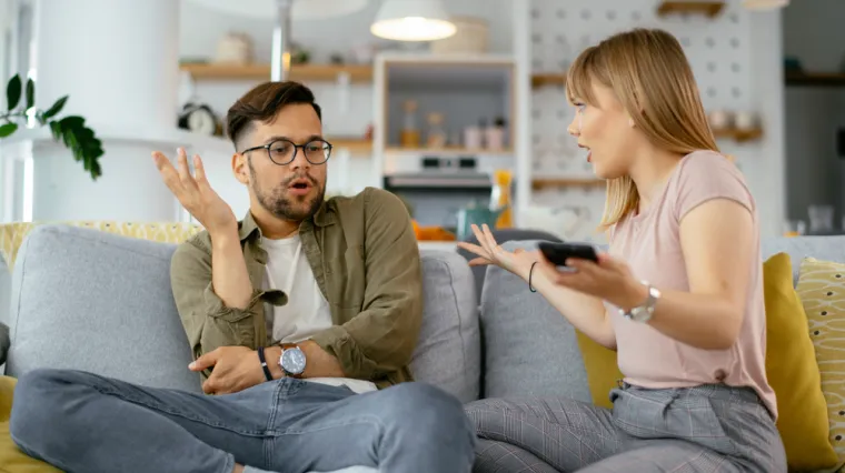 Je li on normalan? Nakon što se nabacivao svakoj, ovaj frajer svojoj djevojci otvoreno priznao da mu nedostaje 'igra'