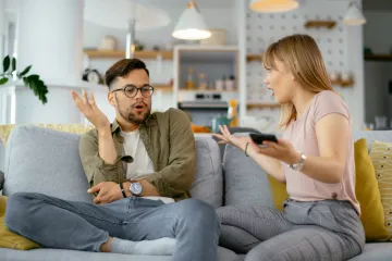 Je li on normalan? Nakon što se nabacivao svakoj, ovaj frajer svojoj djevojci otvoreno priznao da mu nedostaje 'igra'