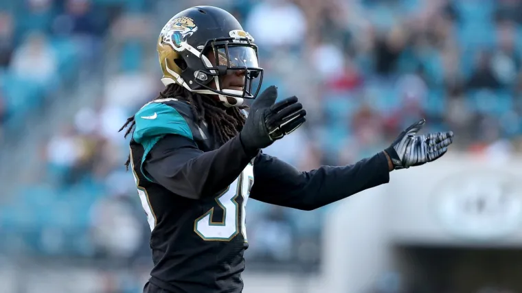 Misteriozan slučaj o kojem bruji Amerika: Biv&scaron;a NFL zvijezda nestala, policija prona&scaron;la ubijenu majku