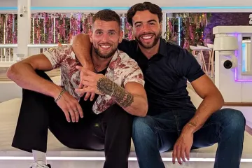 Ono što kažeš prijateljima ostaje među vama? Ne ako se družiš s ovakvim frajerom, on će ti i curu ukrasti