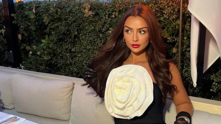 'Pošaljite ju doma!': Fanovi showa misle kako ima tajnog dečka, a da je u reality ušla samo zbog novca