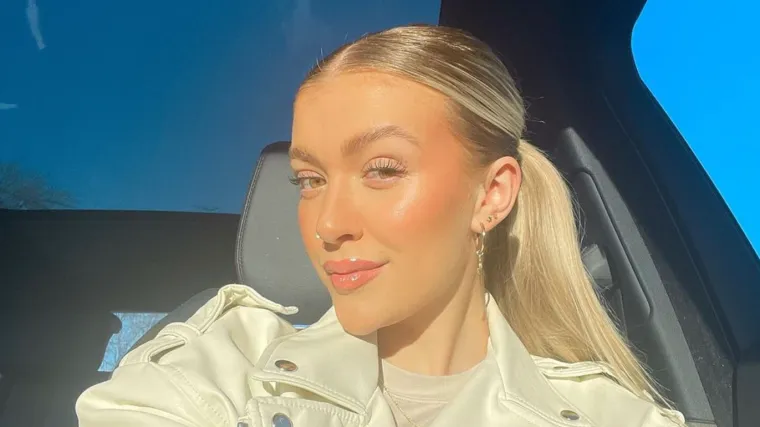 Vraća se slatka plavuša? Izbačena nakon šokantnog preokreta, a njezin dečko već sljedeći dan ljubio drugu