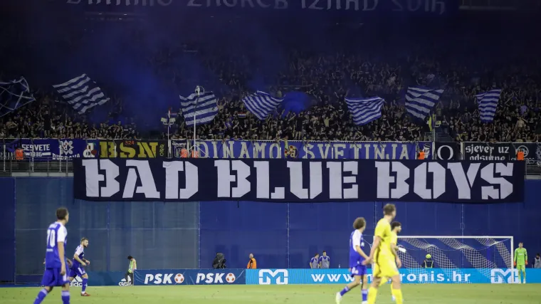 Stigle kazne prvoligašima: Dinamo dobio 'čestitku' zbog keltskog križa i skandiranja 'Ubij tovara'. Kažnjen i Hajduk