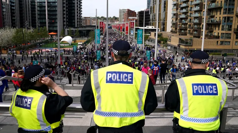 Engleska nogometne izgrednike rje&scaron;ava 'po kratkom postupku': Broj uhićenih najveći u posljednjih 9 godina