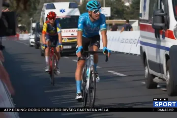 Pao je s bicikla 200 metara prije cilja kod Sveučilišne knjižnice, a onda se pojavio na postolju