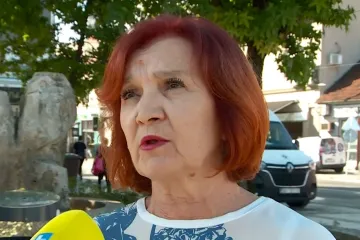 Marica (80) nam je rekla da si ne može priuštiti svinjetinu. A onda joj je gospođa Jasna odlučila pomoći: 'Prava je borkinja'