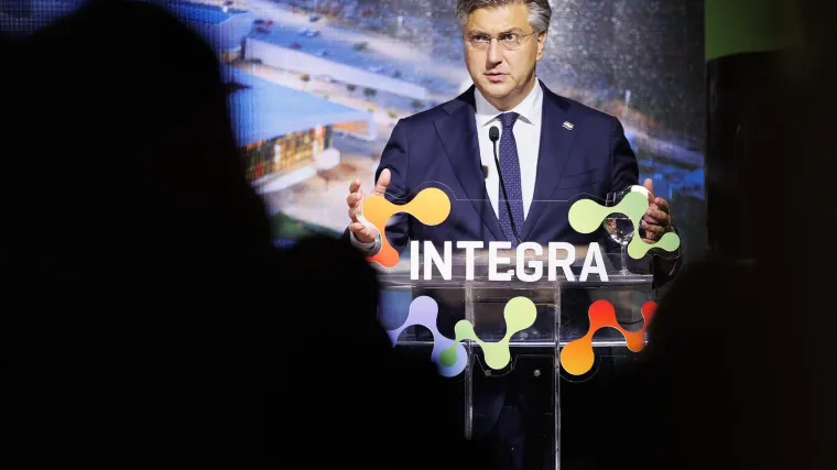 Plenković nakon Predsjedni&scaron;tva HDZ-a žestoko udario po oporbi: 'Na to nećemo &scaron;utjeti pa ćemo politički odgovarati svima'