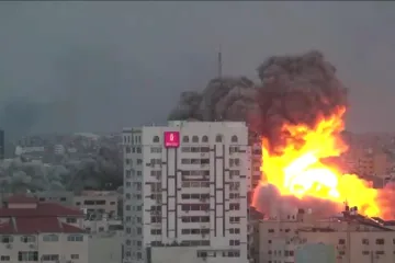 VIDEO Pogledajte trenutak granatiranja Palestinskog tornja, Hamas odgovorio raketiranjem Tel Aviva