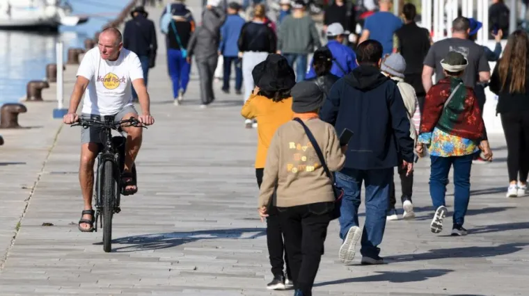 Jo&scaron; ovaj tjedan bit će sunčano i toplo, a nakon toga ulazimo u pravu jesen: Evo kad počinje ki&scaron;ovito razdoblje
