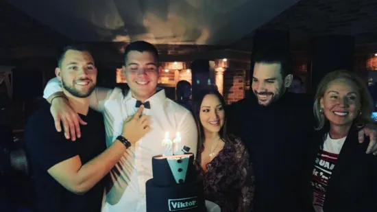 Sinu Lepe Brene se ne sviđa njegovo puno ime koje mu piše na dokumentima: 'Prijatelji me zovu Esmeralda'