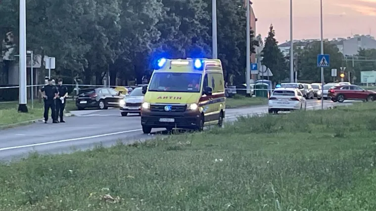 'Auto se zabio u naš sanitet. Letjeli smo po kolima, sinu je potekla krv'