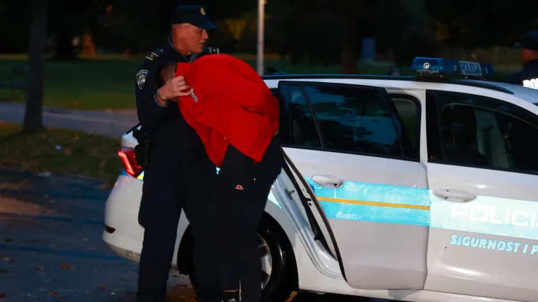 Na sud u Osijeku dovedena tri navijača: 'Dvojica kažnjena s 30 dana zatvora. Godinu dana ne smiju na utakmice reprezentacije'