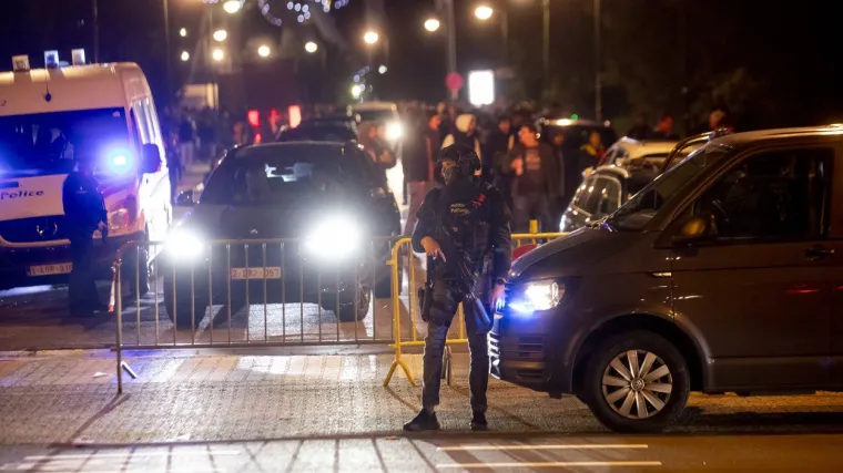 Si&scaron;ao s motora, ubio dvojicu pa pobjegao. Vlasti građanima: "Idite kući. Ne izlazite dok se prijetnja ne ukloni'