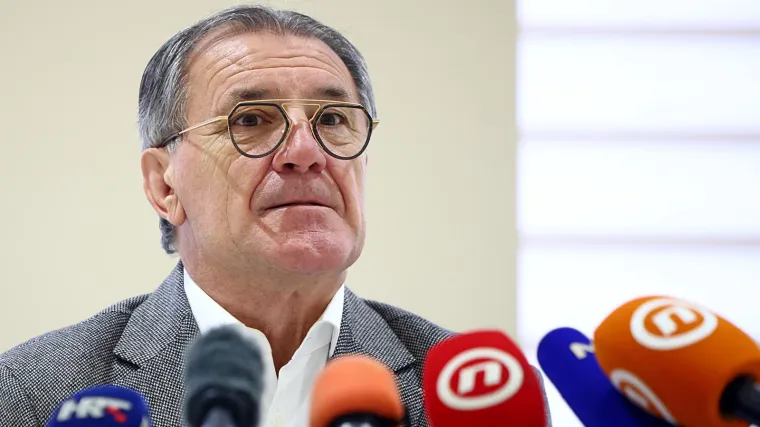 Bjegunac se ponovno oglasio, ne miri se s tim &scaron;to nije u Dinamu: 'Igrao sam na Maksimiru, eh, da sam imao dobrog menadžera...'