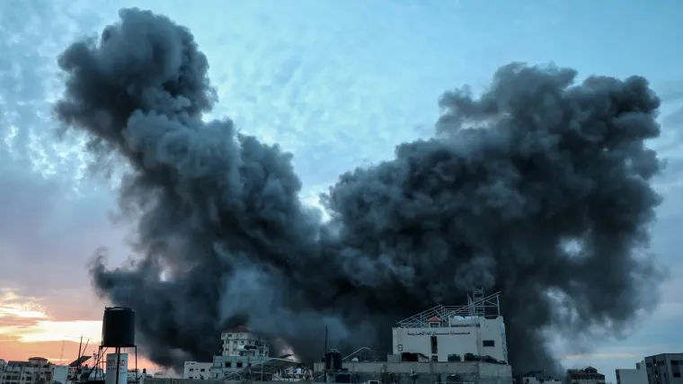 Umirovljeni admiral upozorava: 'Spirala krize u Gazi mogla bi dovesti do novog svjetskog rata u ovih šest zastrašujućih koraka…'