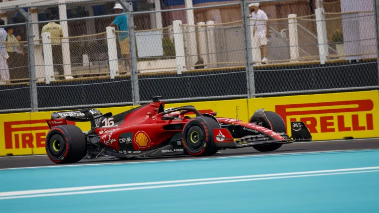 Verstappen osigurao naslov, pa 'pustio' nogu s gasa: Leclercu 'pole position' u Austinu