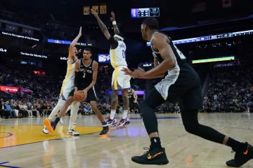 Šarić sjajan u prvom okršaju protiv Wembanyame, GSW ipak poražen