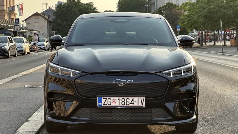 Vozili smo Ford Mustang na struju: Iako je električan i tih, ovaj auto i dalje utjelovljuje čistu snagu legendarnog prethodnika