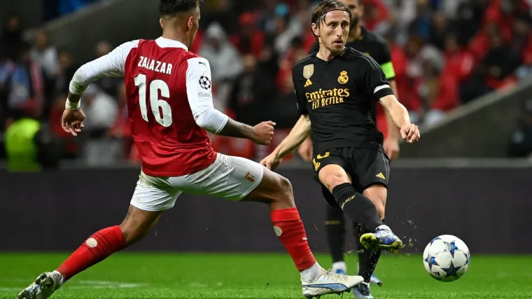 Modrić krenuo od prve minute pa Real uzeo puni plijen na te&scaron;kom gostovanju, Rakitić asistirao u porazu Seville