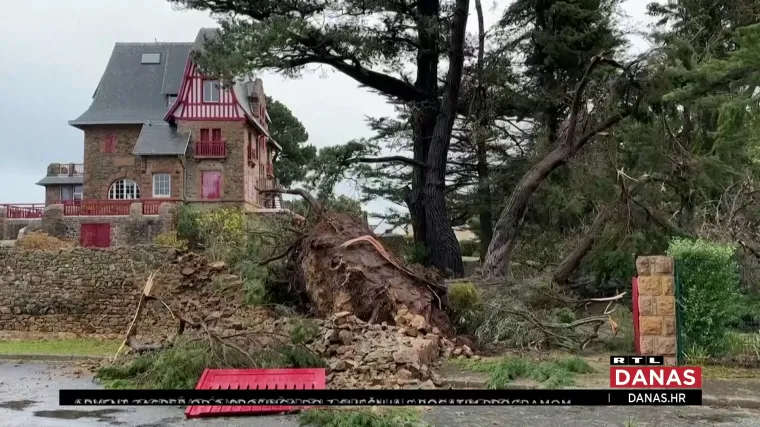 Deseci poginulih, za brojnima se traga nakon neviđene oluje u Europi:'Nitko nije mogao protiv ovakve sile. Voda je nosila sve pred sobom'