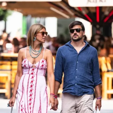Modni odabir para sa &scaron;pice posebno nam se svidio: Romantika susreće ljetnu klasiku