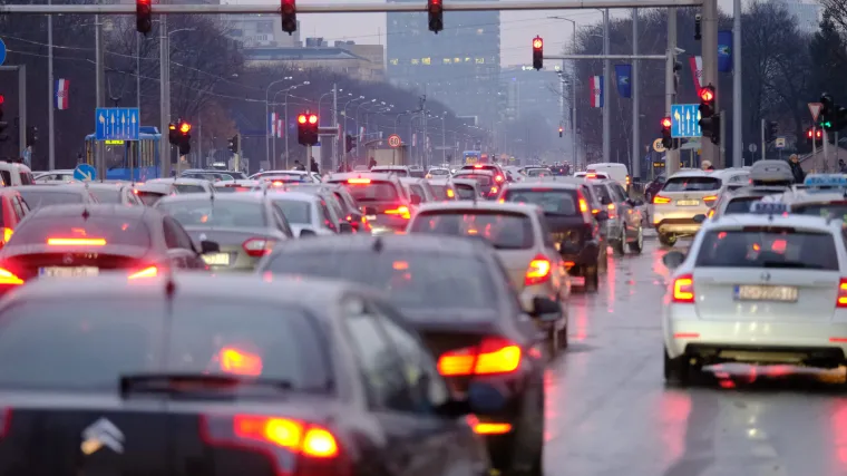 Vozači, oprez! Prometna nesreća na A4, vozi se uz ograničenje brzine. Zbog nevremena zatvorene neke ceste