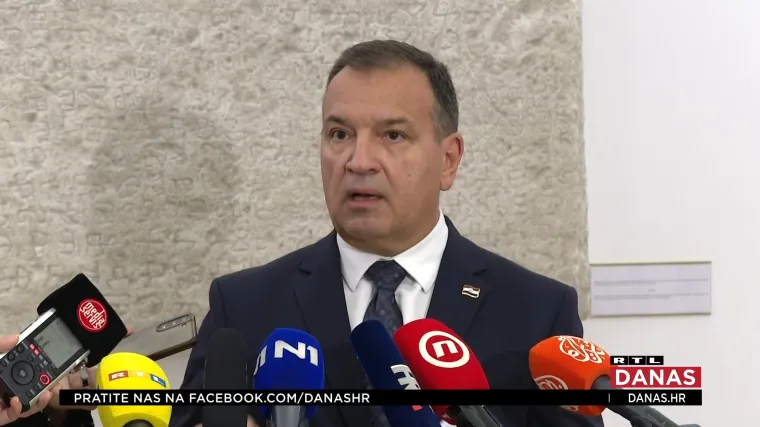 Svi su šutjeli ko zaliveni, a onda je 'buknulo'. Tko je zakazao i je li se širenje trovanjem moglo spriječiti?