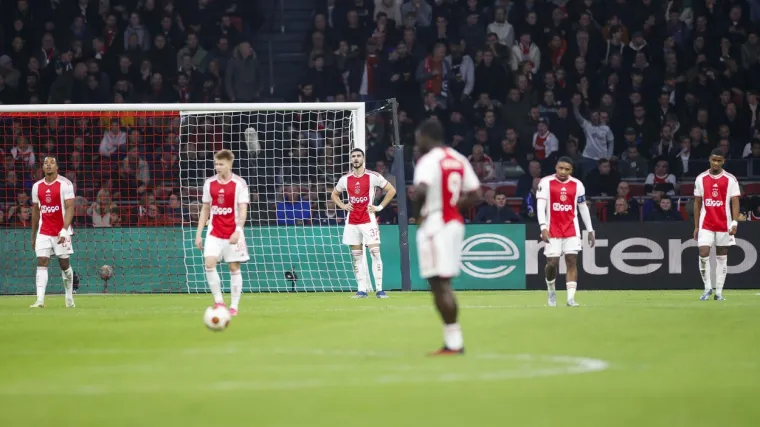 Ajaxova agonija se nastavlja, Stani&scaron;ić sjajan u slavlju Leverkusena