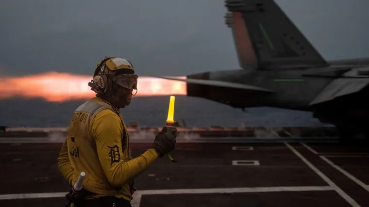 SAD izveo zračni napad u Siriji; Napadnuta američka baza u Iraku, a hutisti oborili američki dron blizu Jemena