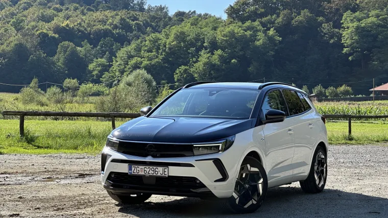 Opel Grandland GSe: Obiteljski SUV sa sportskom dušom