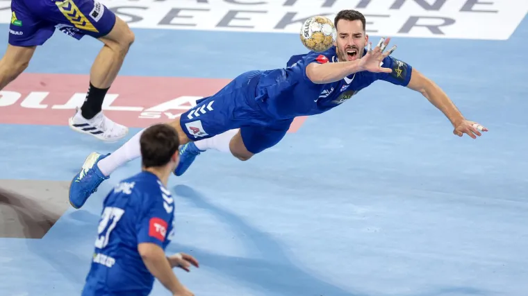 Zagreb u zavr&scaron;nici imao napad za tri gola prednosti, na kraju morao spa&scaron;avati bod: Briljirao Matej Mandić