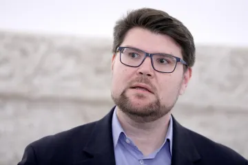 Grbin potvrdio mišljenje o Anušiću: Očito je spreman 'skinuti gaće' za ulazak u Vladu