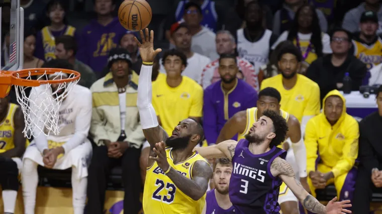 Novi poraz Lakersa uz triple-double Lebrona, Bucksi slavili bez Antetokounmpa